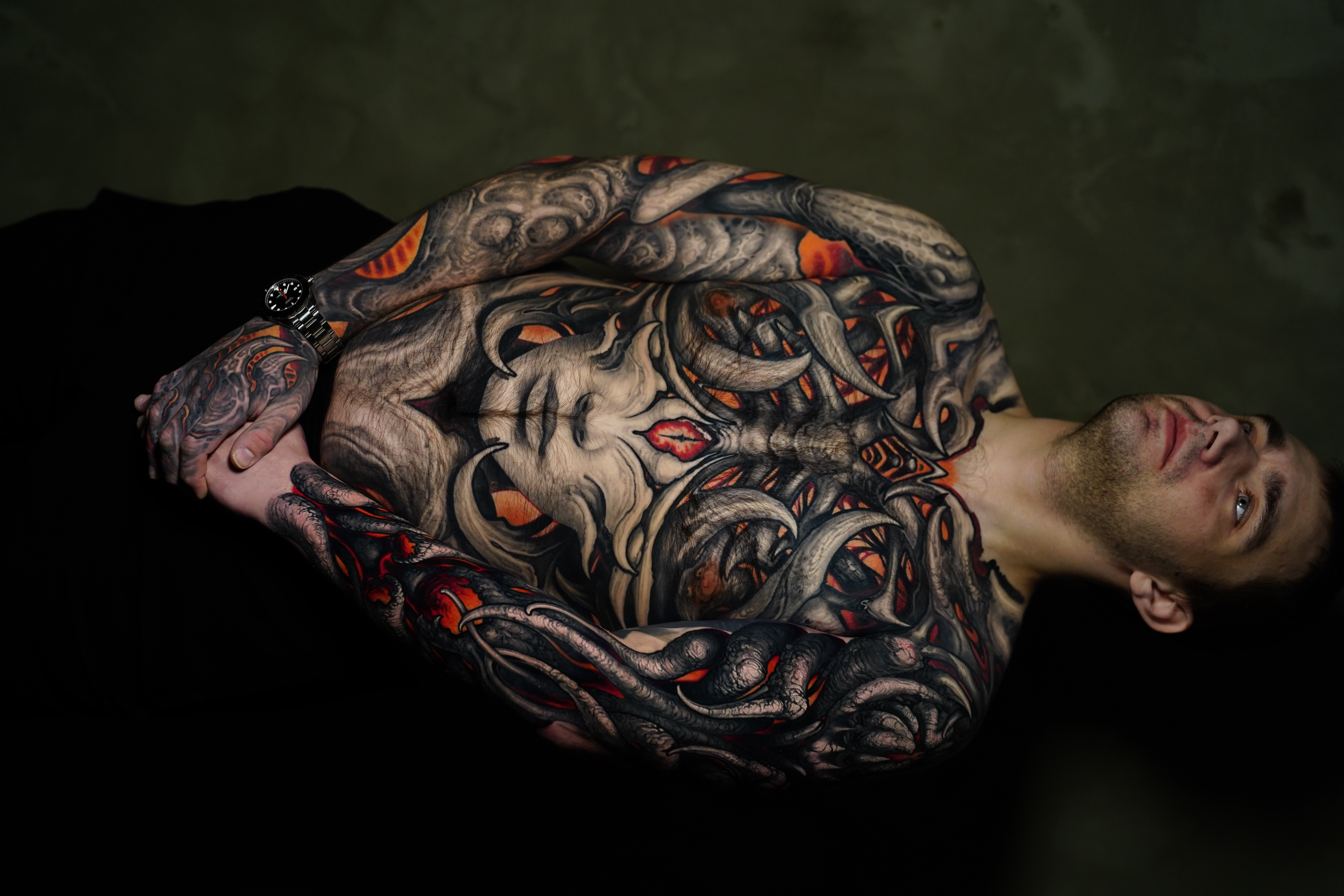 Full body freehand suit