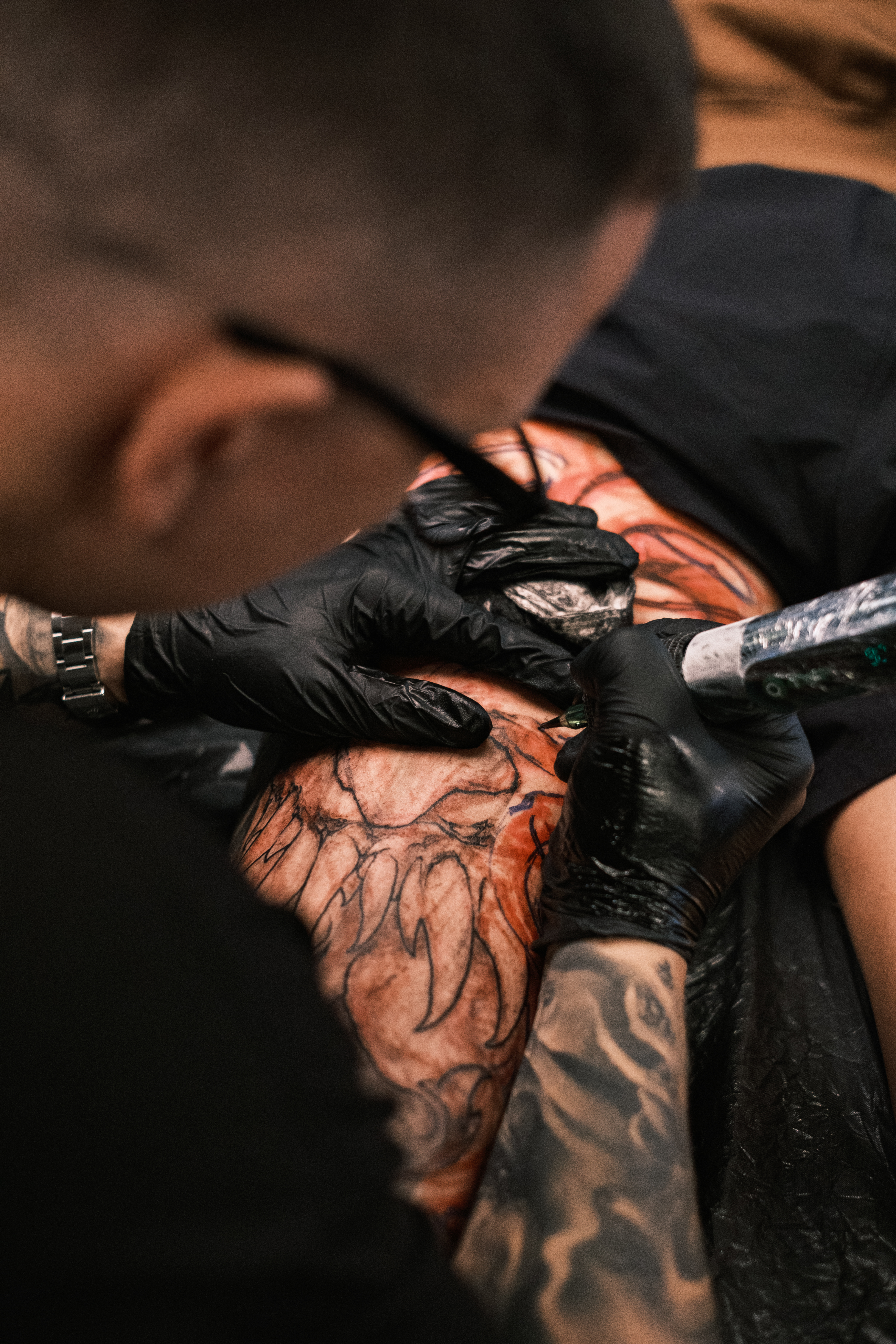 Tattooing in progress